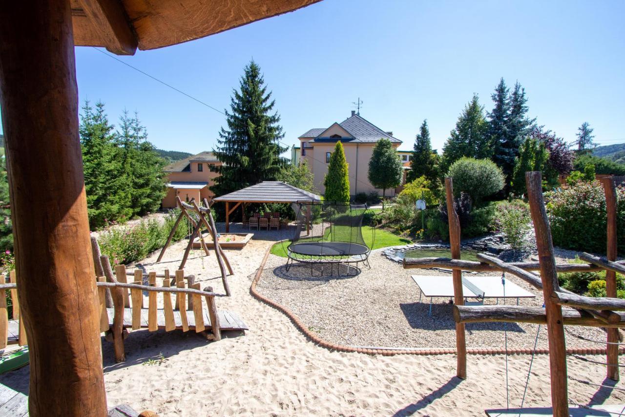 Apartmany Pemi Potštejn Exterior foto